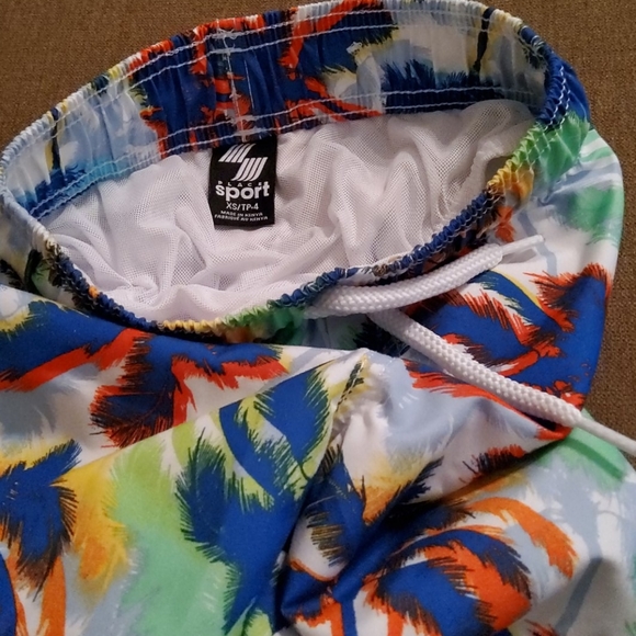 Lot of Boys Swim Trunks Size 4 - Picture 4 of 7